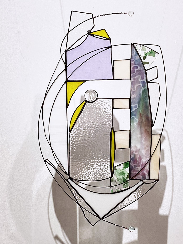 Au courant - Lyne Noiseux, vitrail